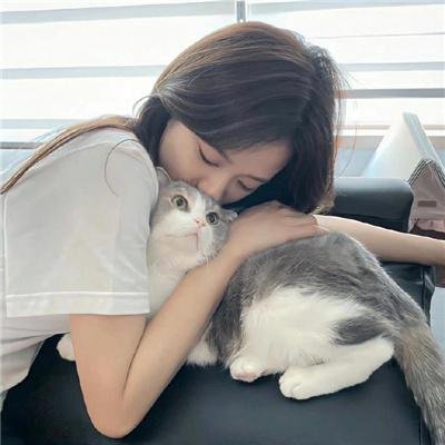 芙烈达·卡萝的自画像